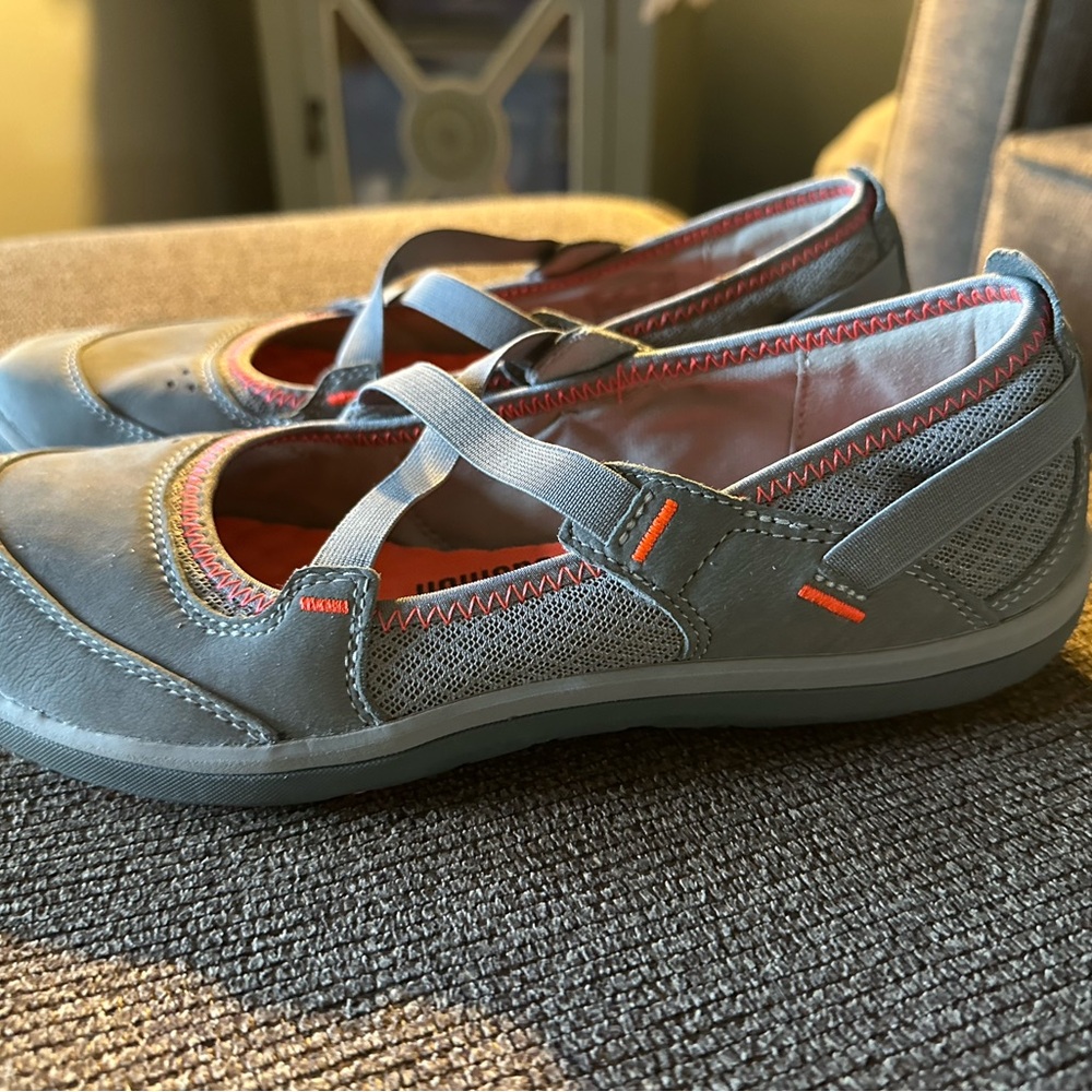Clarks Grey Athletic Mary Jane Flats with Coral Stitching
